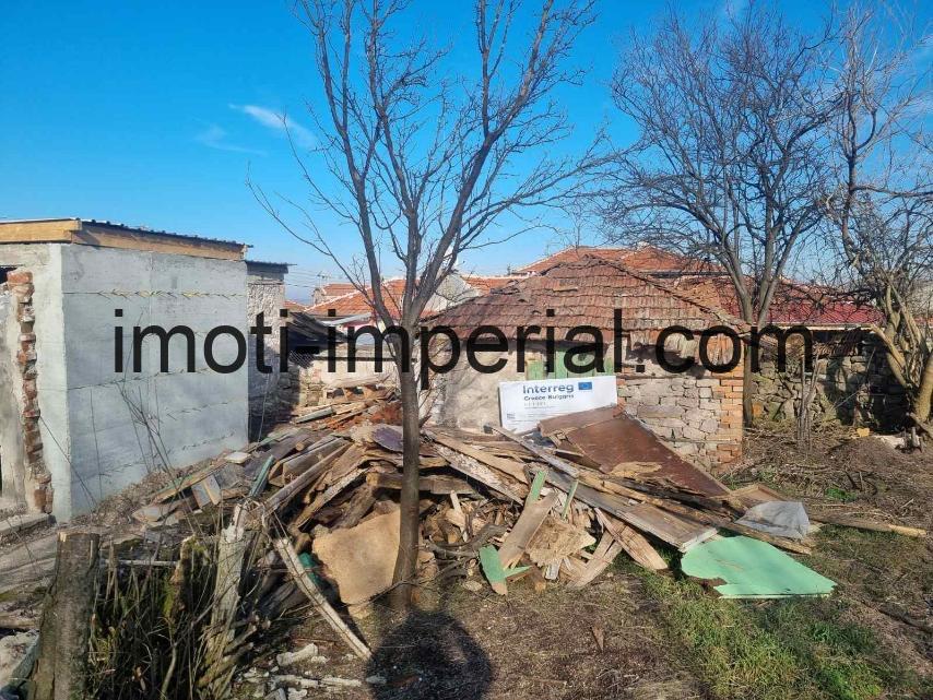 IMG-b559c9d9e80ec8cc3d2cd5116653abb0-V