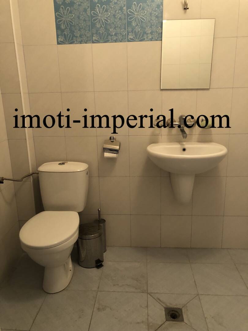 IMG-d00062ac8f09ecb295af1f1bd36cc5aa-V