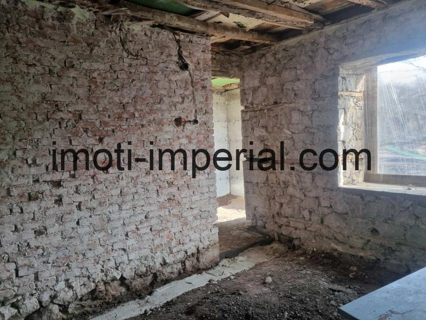 IMG-e5e6c6f6a7eda3243782726597821abb-V