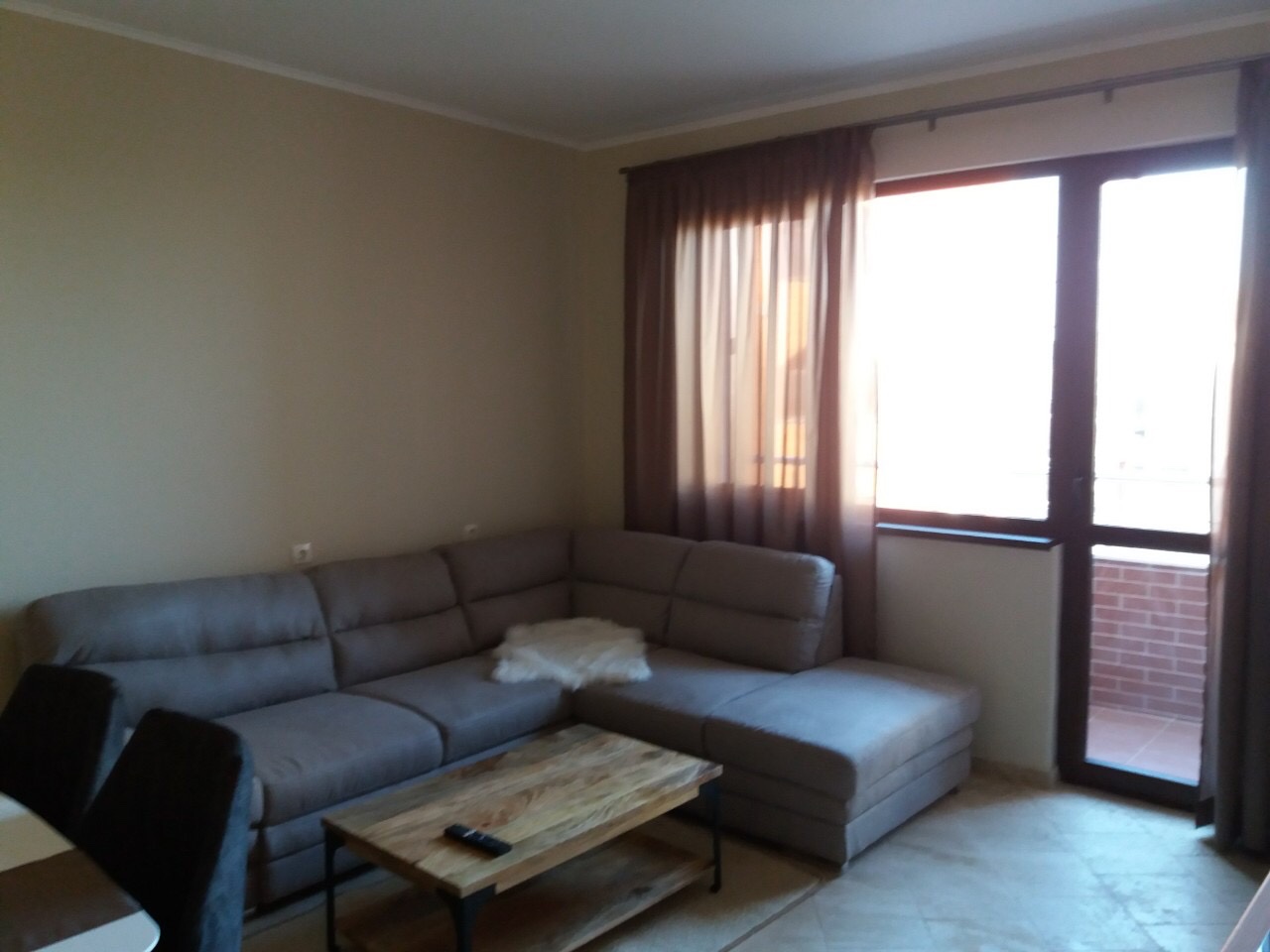 IMG-0f26c39bbf56cb76afcb21729cb62e77-V